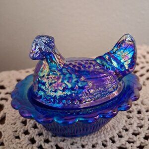 Cobalt Carnival hen on nest salt cellar